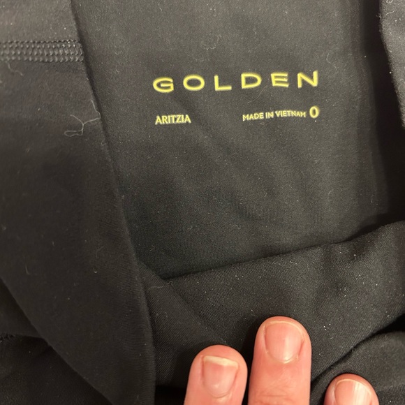 3 Aritzia Cheeky Hi-Rise 5" Shorts (GOLDEN BUTTER) - Picture 5 of 11